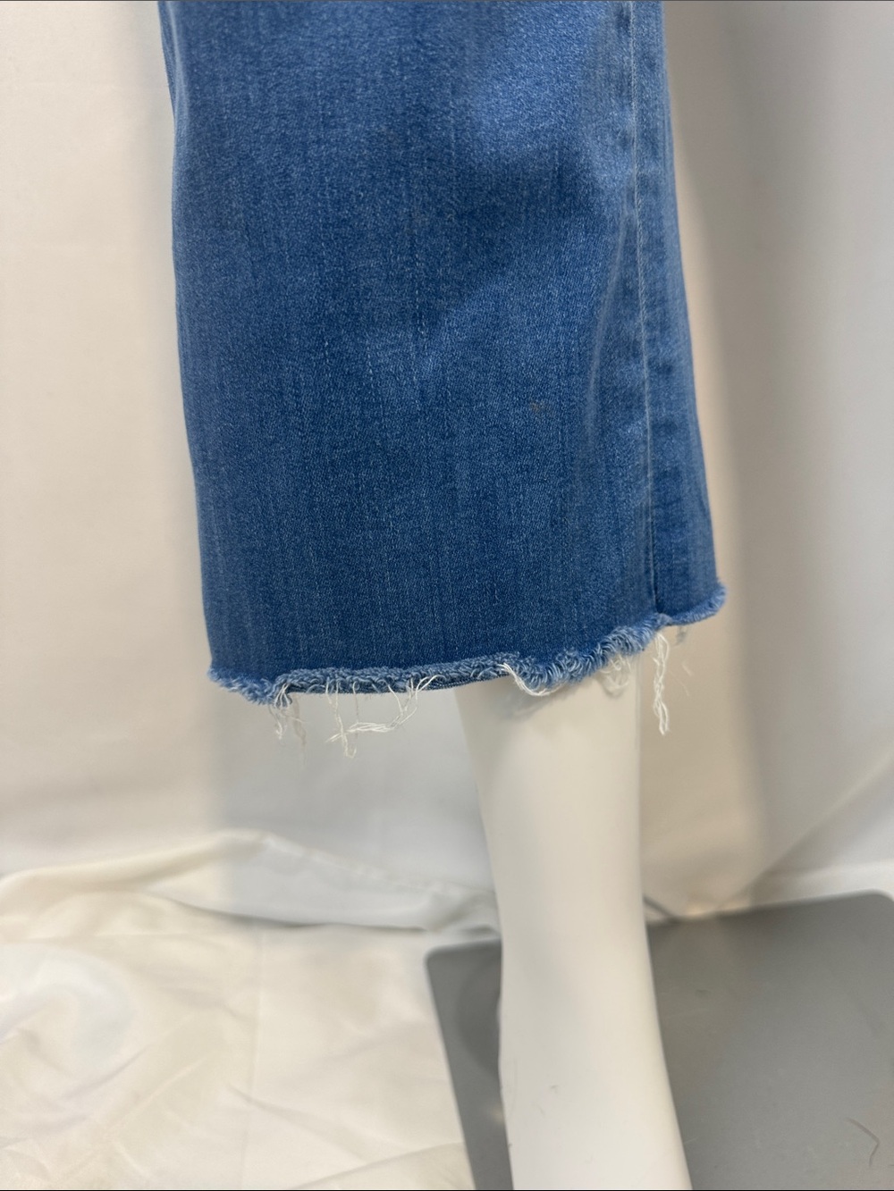 Frank & Eileen Kinsale High Rise Performance Denim Crop Pants Size 6 Raw Hem 25” - Picture 6 of 12